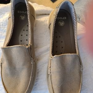 Womens size 9 casual Crocs tan